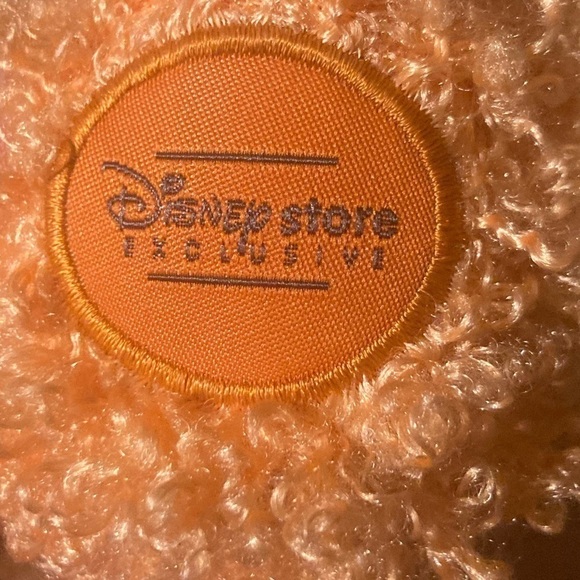 Disney store exclusive Tigger. Excellent condition. Fuzzy & very soft - Picture 3 of 6
